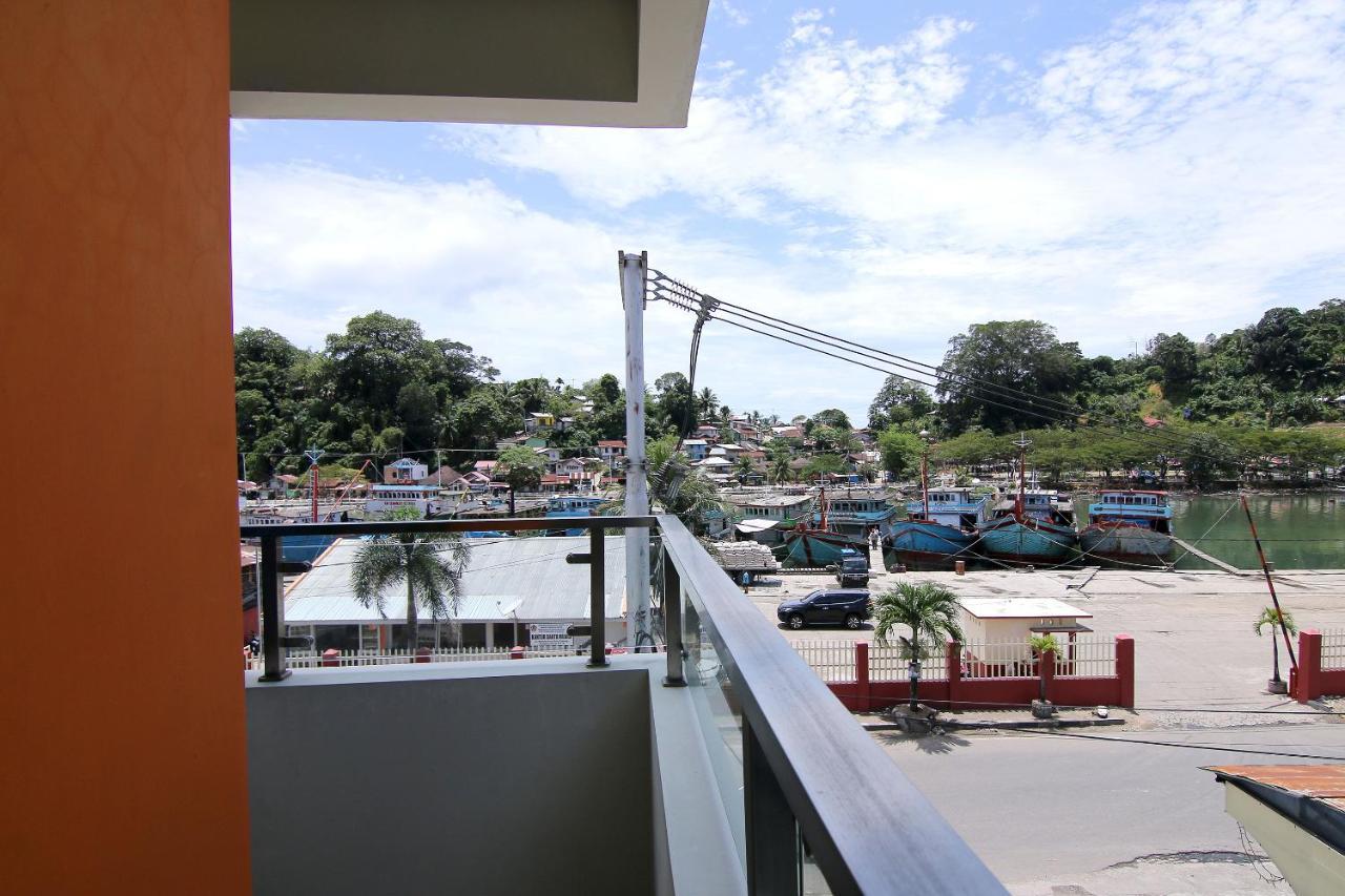 Oyo 592 Budget Hotel By The Harbour ปาดัง ภายนอก รูปภาพ
